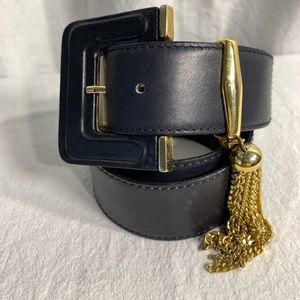 Escada belt